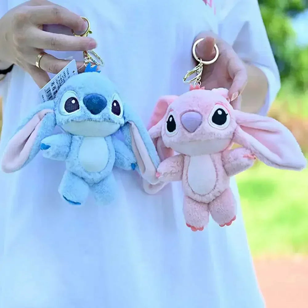 Cartoon Stitch Plüsch-Schlüsselanhänger, weiches Spielzeug, niedlicher Stofftier-Anhänger, Geschenk für Mädchen, Engel, Puppe, Taschenanhänger, Kindergeburtstagsgeschenk